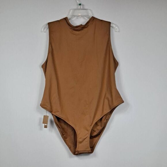 SKIMS Swim mock neck cycle suit. NWT - Picture 7 of 11